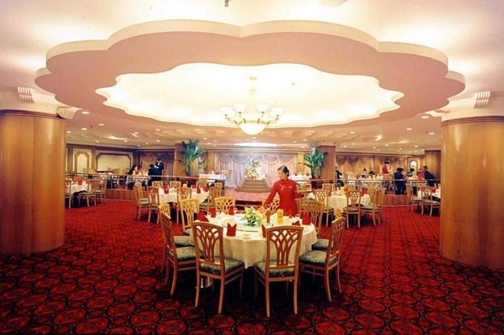 Golden Hotel Σενγιάνγκ Εστιατόριο φωτογραφία